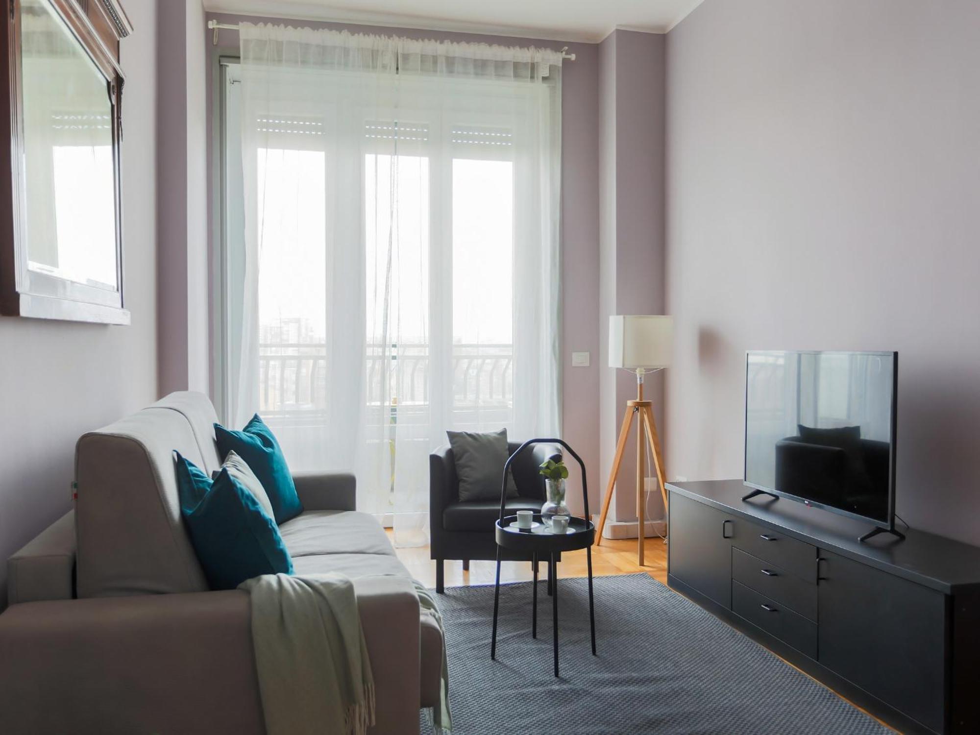 The Best Rent - Spacious One-Bedroom Apartment In Moscova District — Foto 1